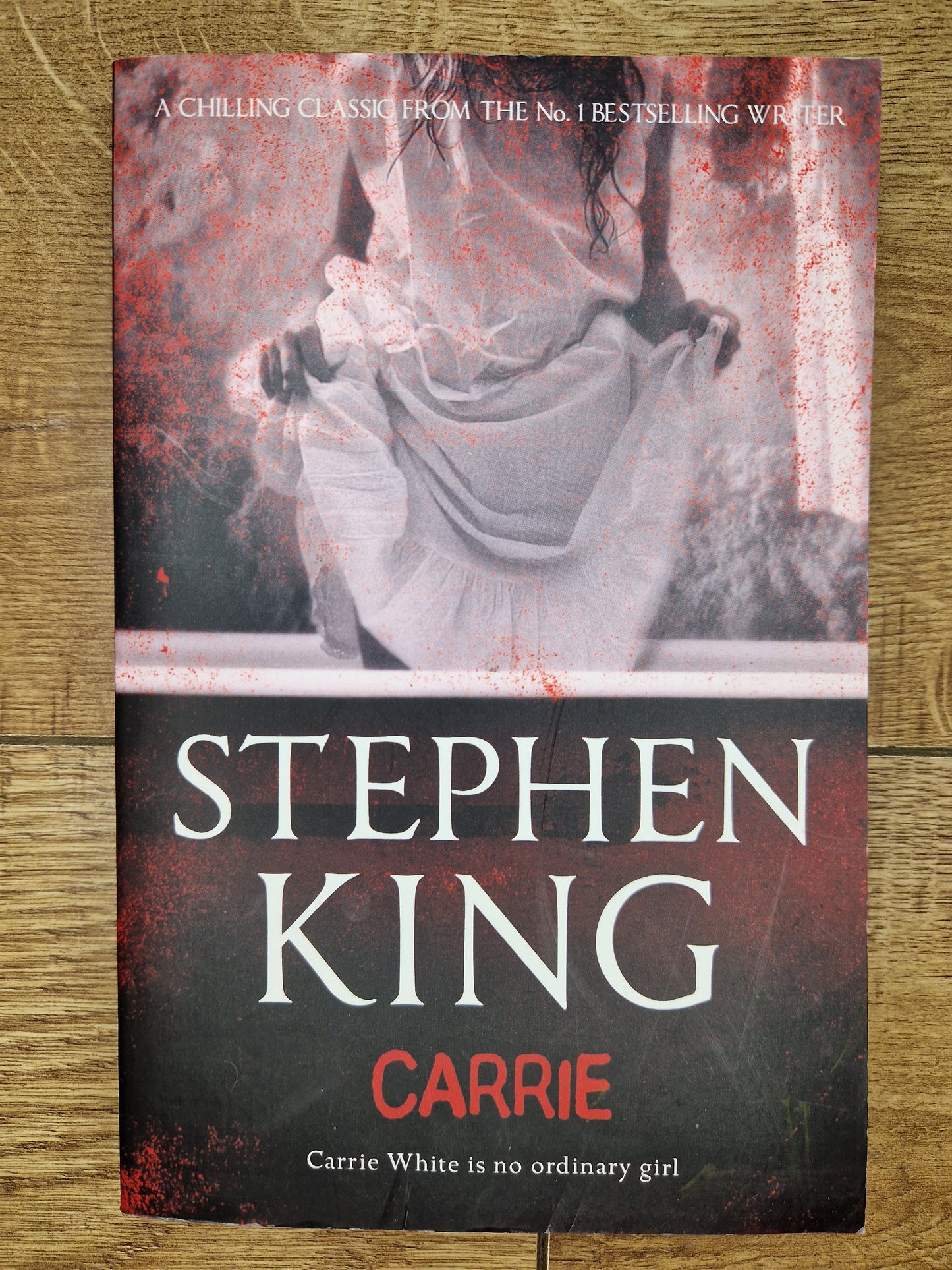 Carrie By Stephen King